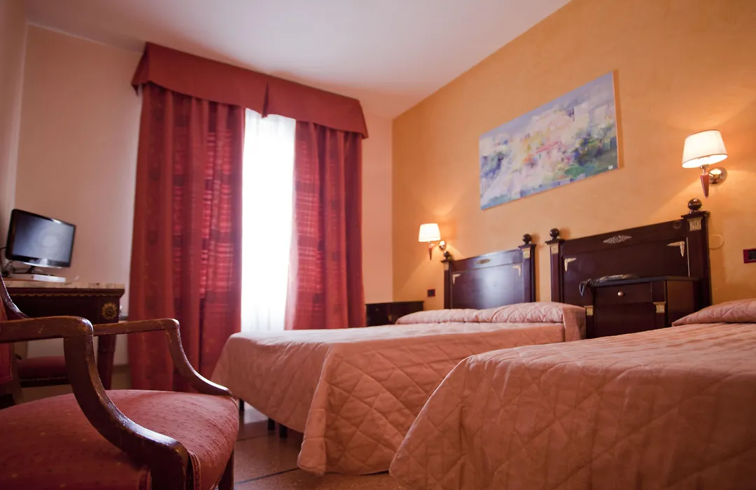 Hotel La Pace-1