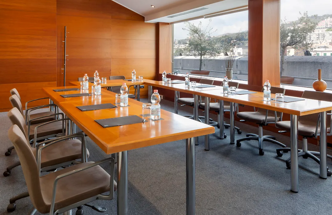 Ac Hotel Genova By Marriott-1