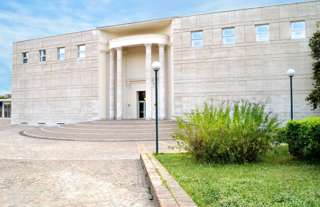 Palazzo Esedra-1