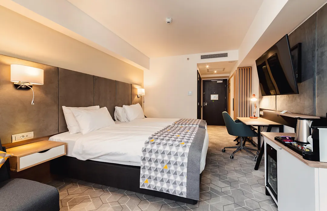 Holiday Inn Bucharest - Times By Ihg-1