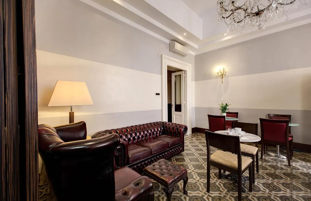 939 Hotel-1