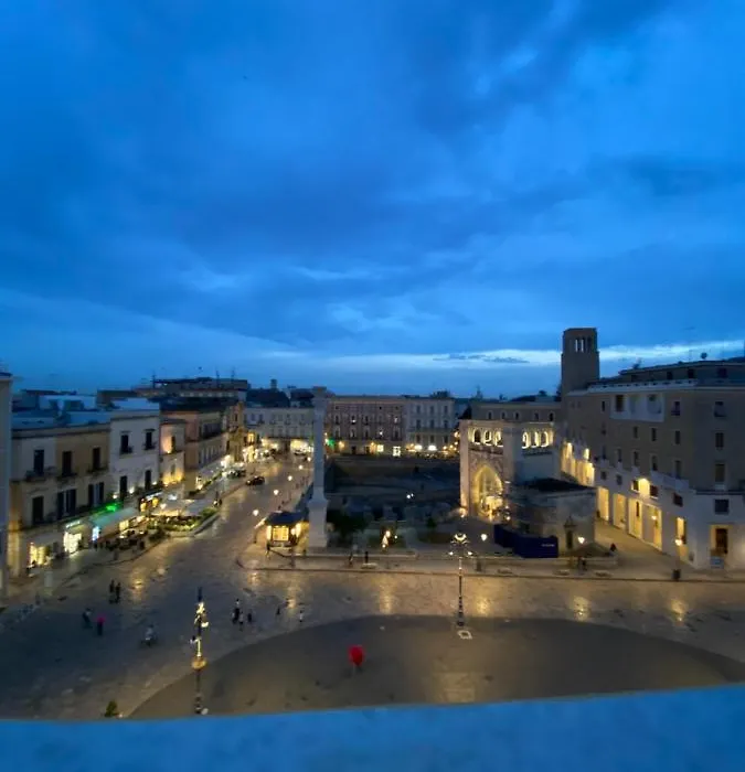 L’attico Piazza Sant’Oronzo-1