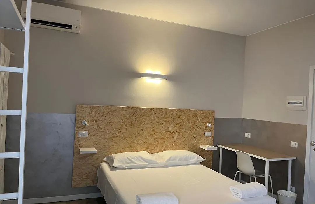 Bergamo Automatic Rooms Self Check-In-1