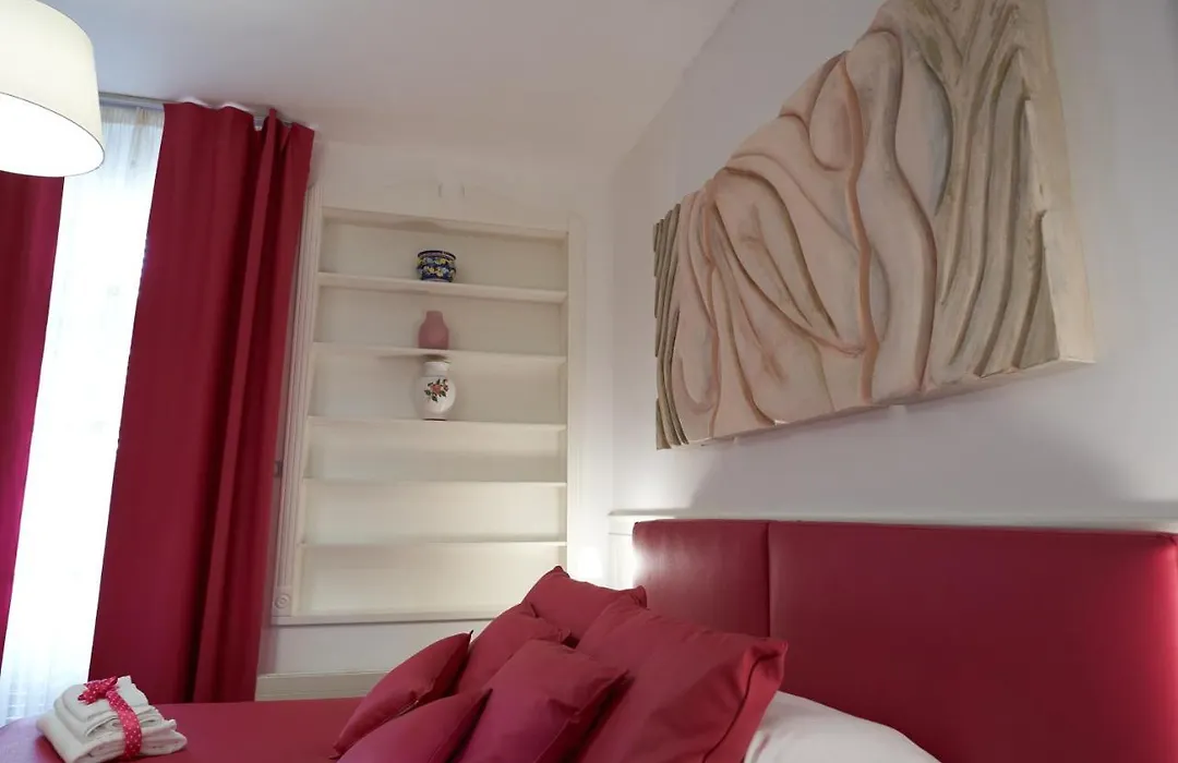 B&B Milleduecento Luxury Room-1