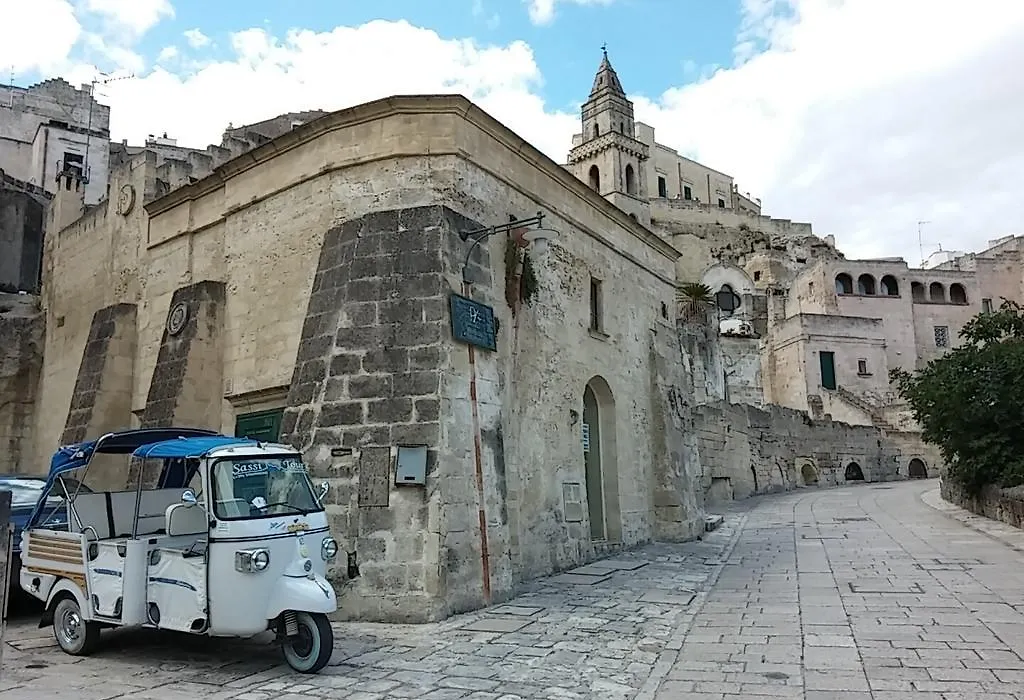 La Casa Nei Sassi-1
