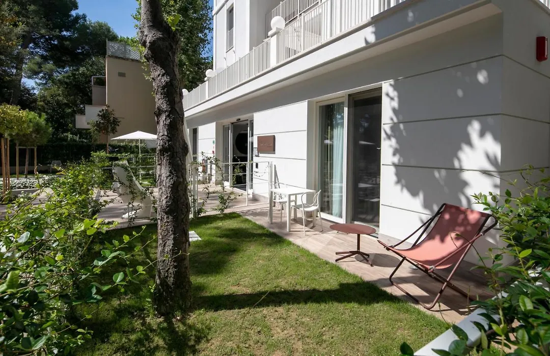 Elegance Riccione-1