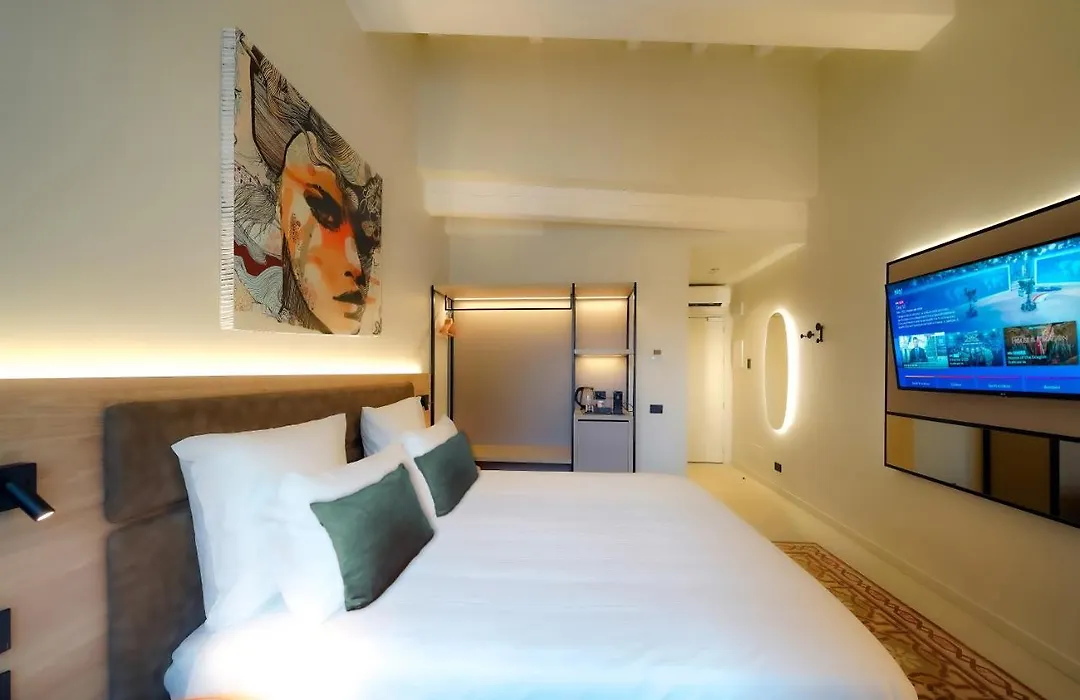 Bergamo INN 21-1