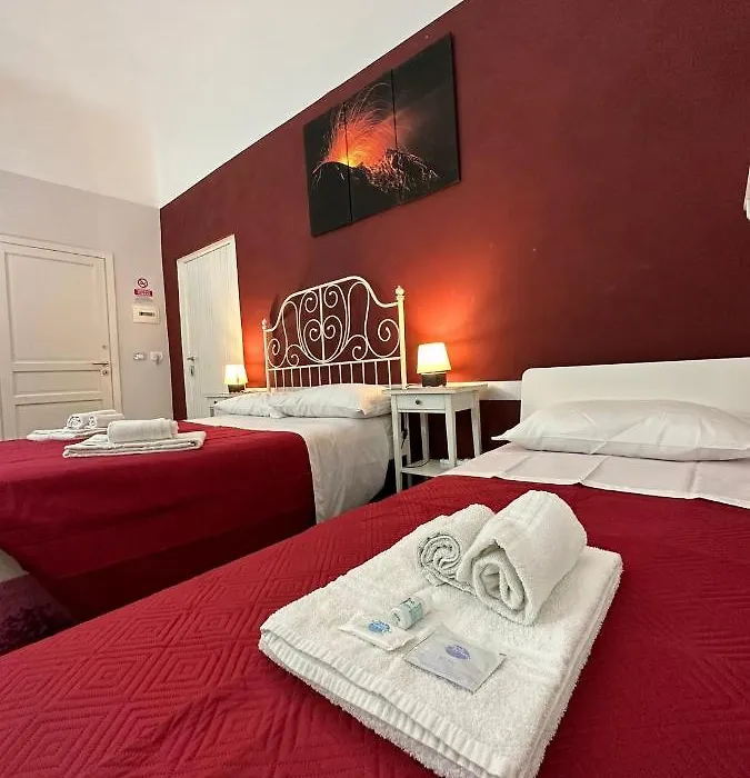 Etna Rooms-1