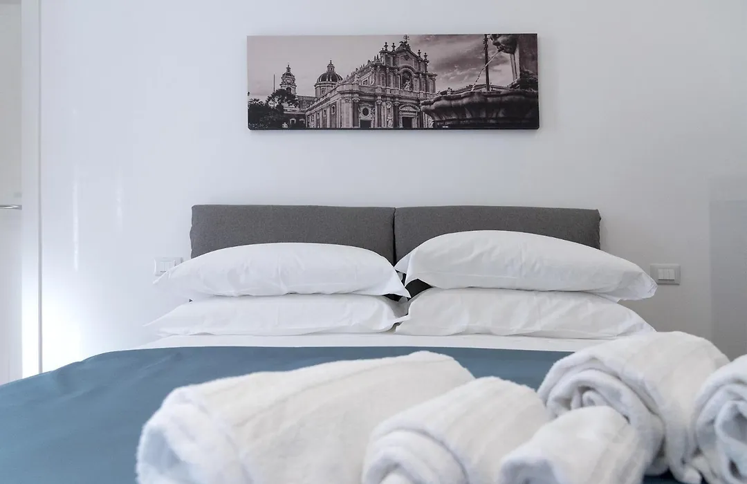 Civicocento Charming Rooms-1