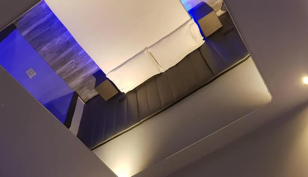 Leoni Hotel&Private Spa-1