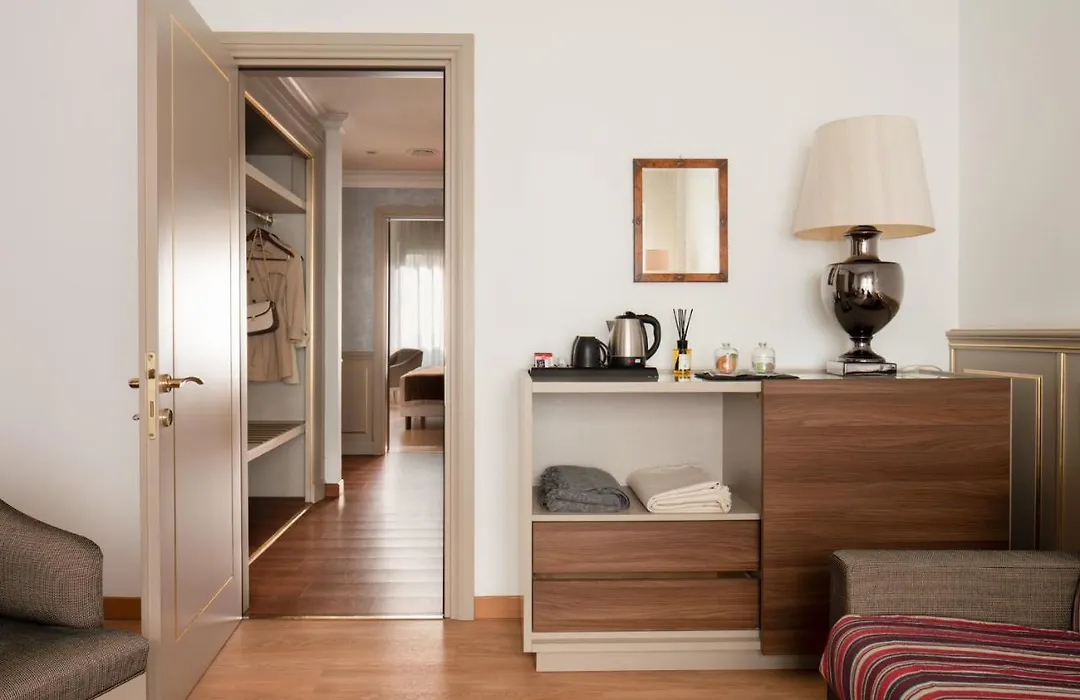 Hotel Romana Residence-1