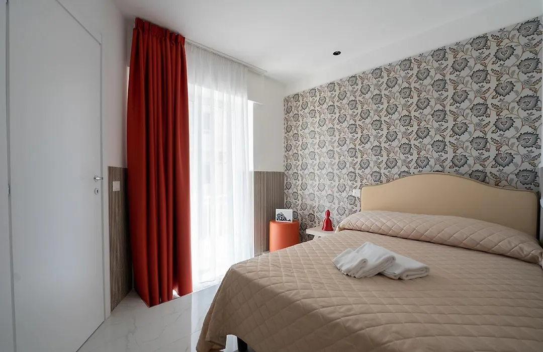 P.C. Boutique H. De Gasperi, Napoli Centro, By Clapa Group-1