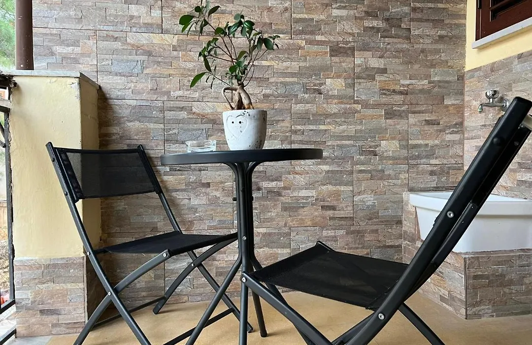 Fuddia Room & Suite-1