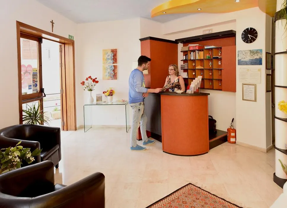 Hotel Halimeda-1