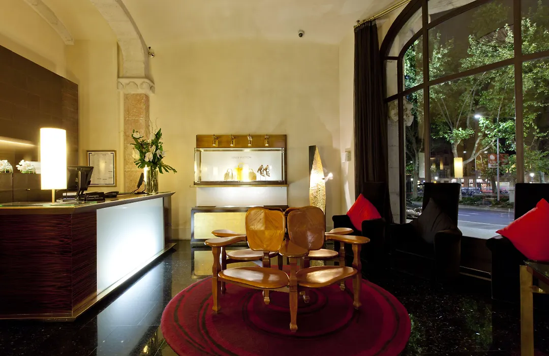 Hotel Casa Fuster G.L Monumento-1