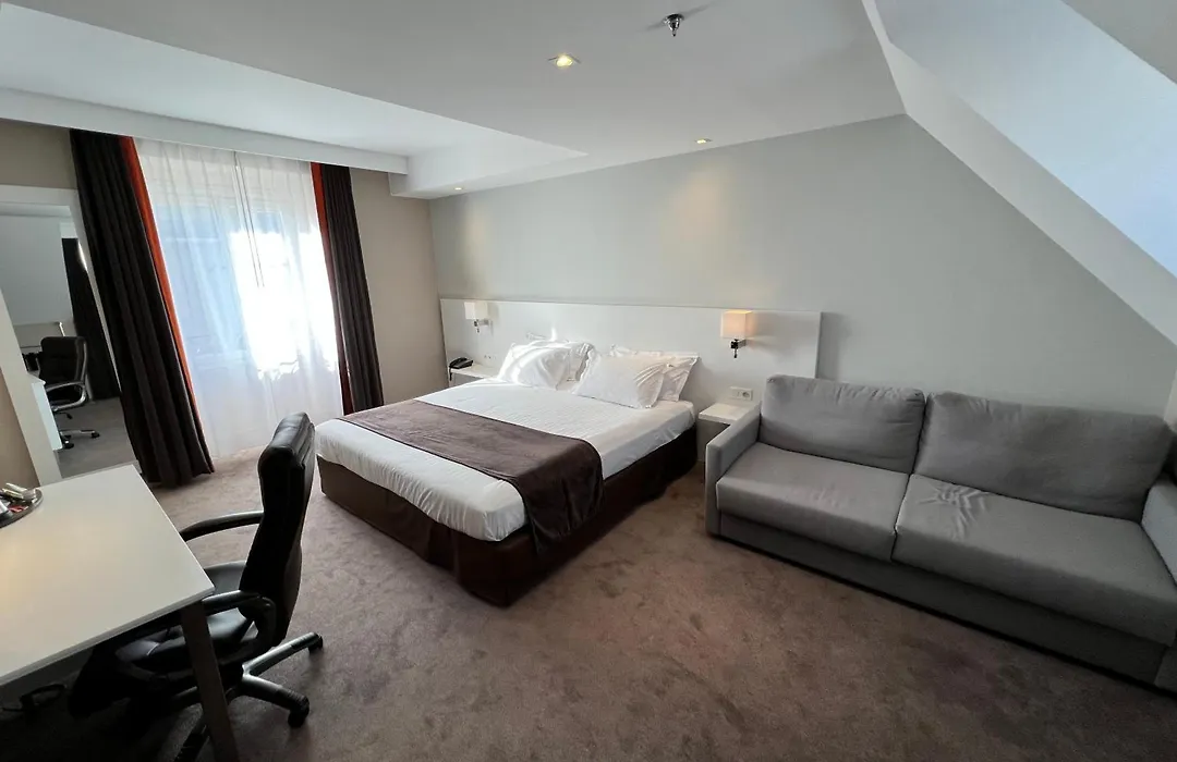 Holiday Inn Paris-Auteuil By Ihg-1