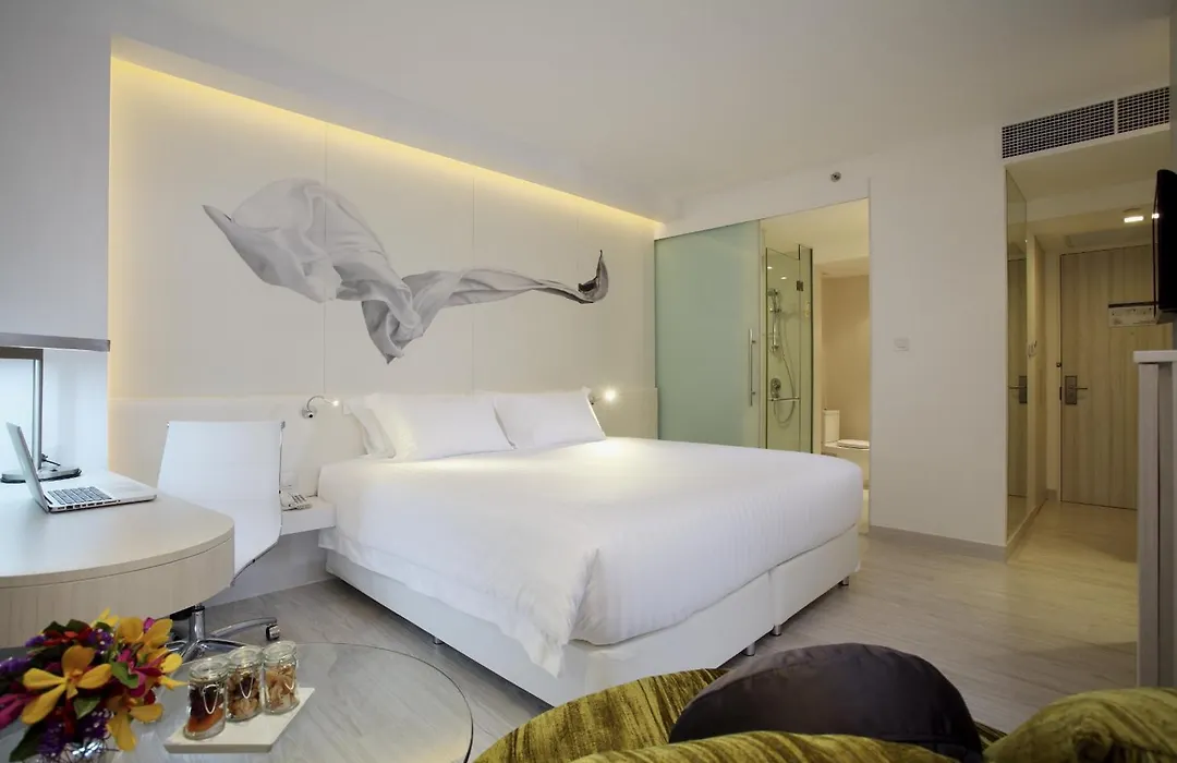 Centara Watergate Pavilion Hotel Bangkok-1