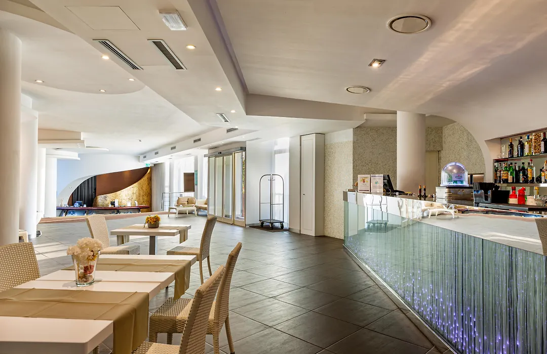 Mercure Olbia Hotel e Spa-1
