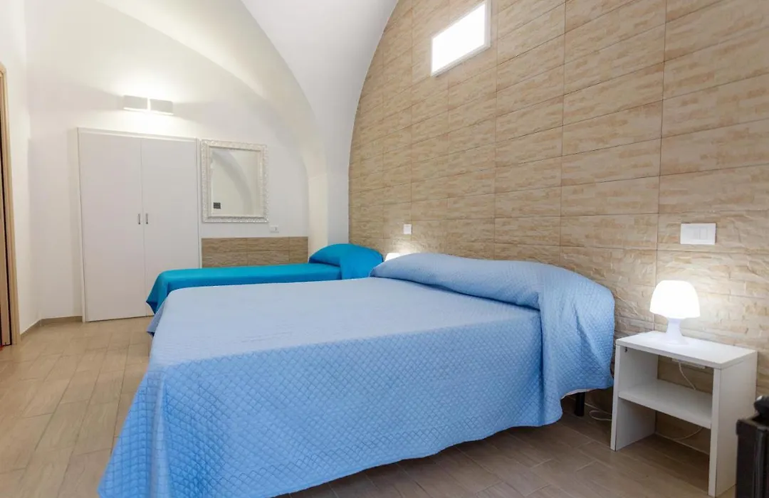 Z'Bass Rooms-1