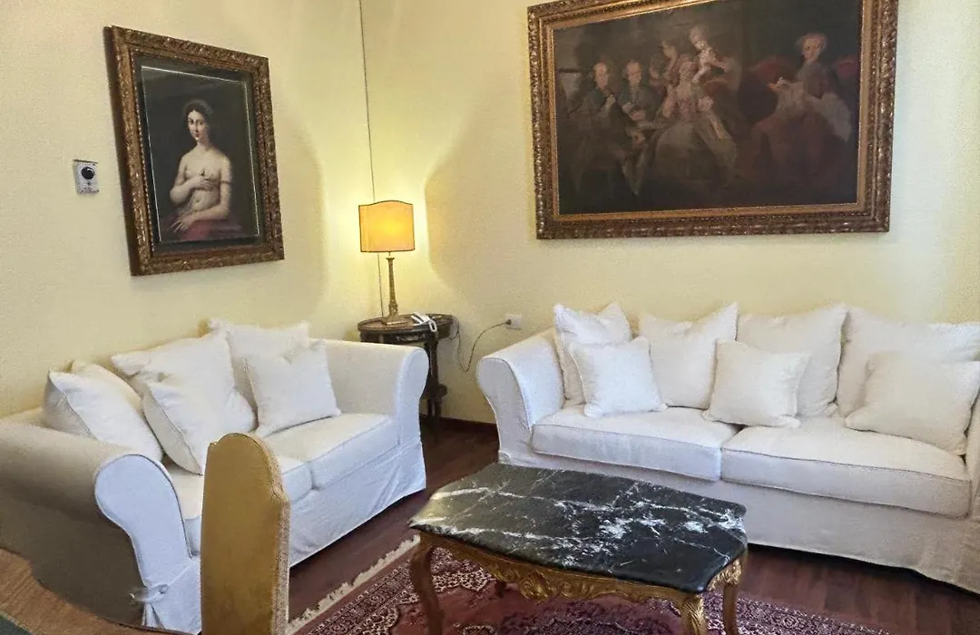Le Grand Hotel-1