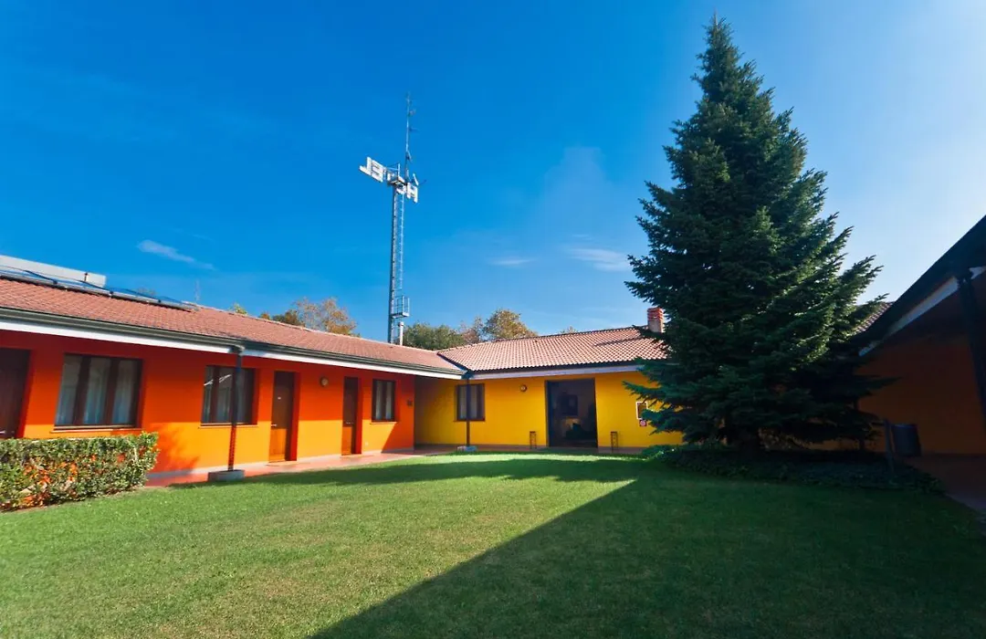 Hotel Campana-1