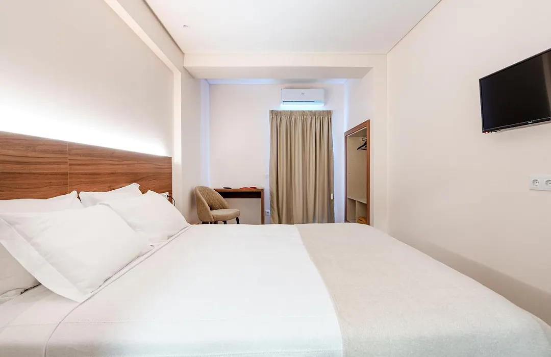Catolica Hotel-1