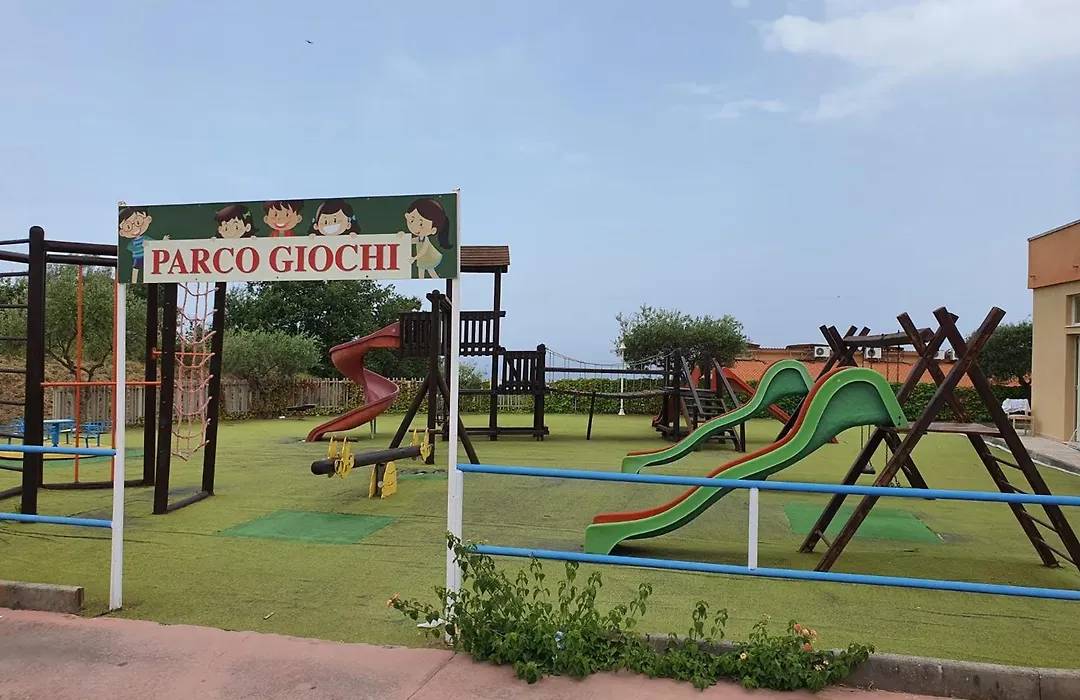 Villaggio Hotel Club La Pace-1