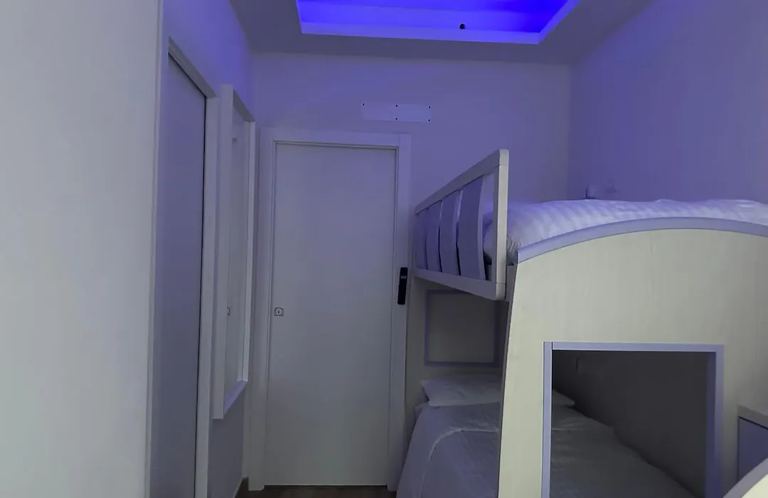 Bunk Bed - Room 4-1