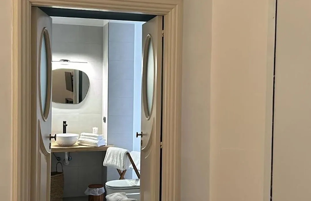 Re Nasone Rooms In Naples-1
