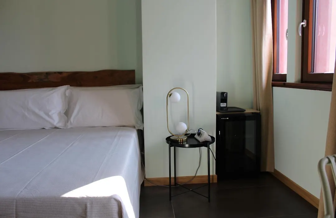 Bari Center Rooms-1