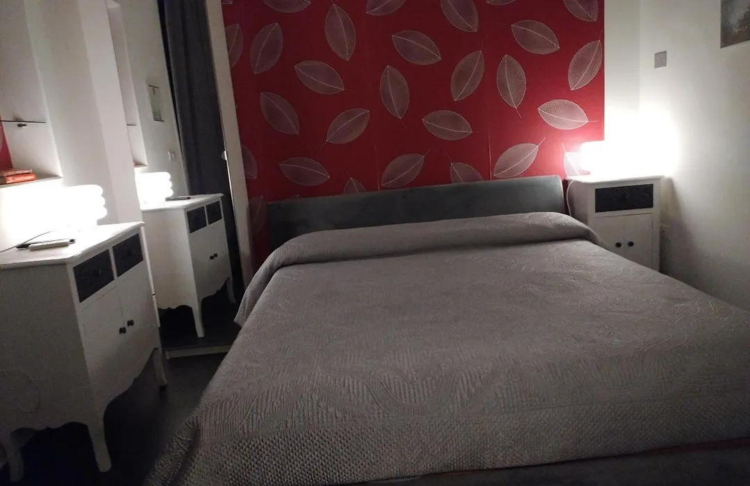 B&B Mini Hotel Incity-Close Train Station And Port--1