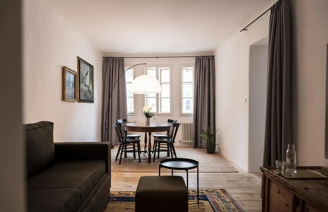 Goldenstern Townhouse-1