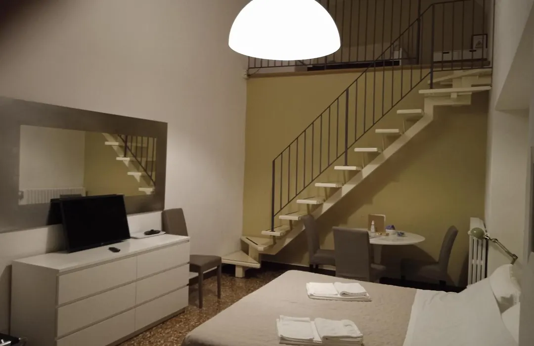 Rooms Hercolani-1