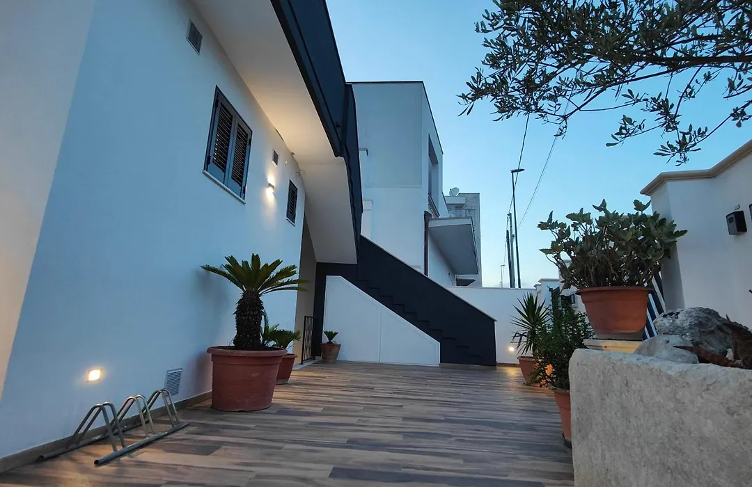 Helianthus Rooms-1