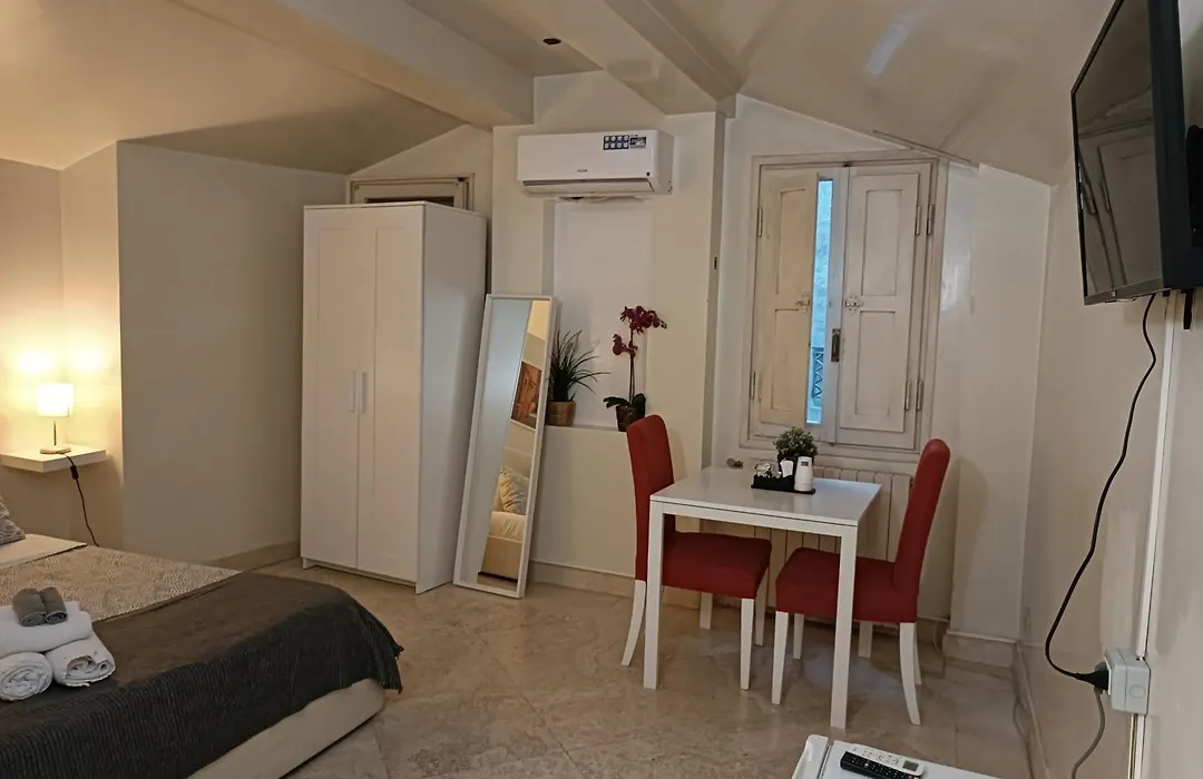 Navona Private Rooms bnb-1