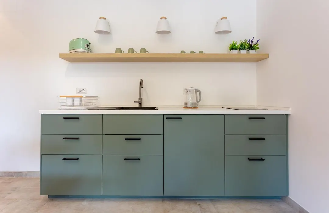 633 Appia Design Room-1