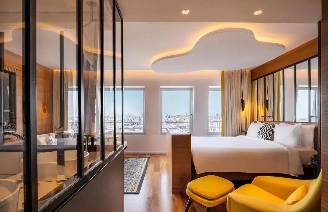 Renaissance Paris Republique Hotel & Spa-1