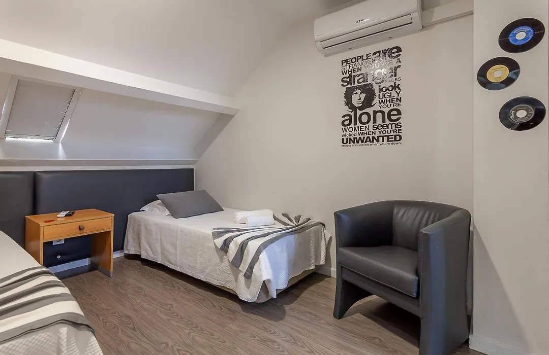 Guest House Porto Clerigus-1