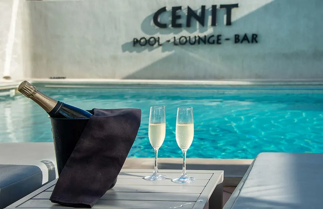 Hotel Cenit & Apts Sol Y Viento-1