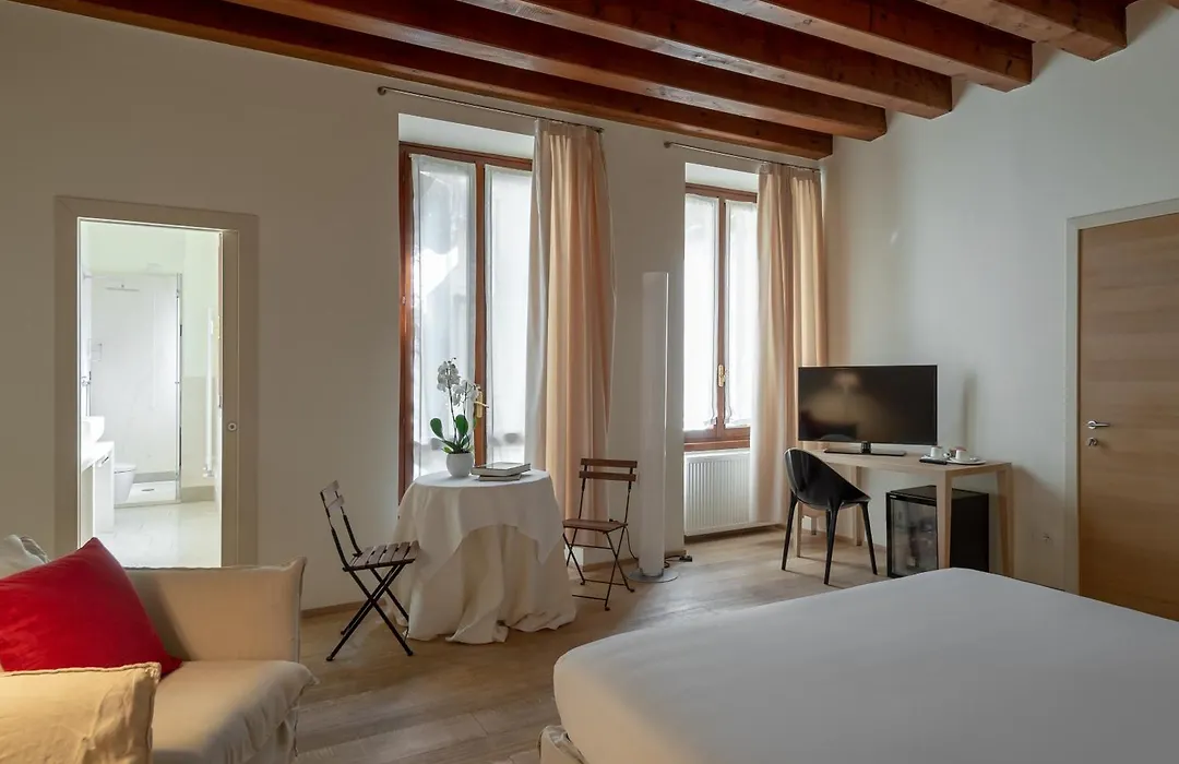 Massimago Wine Suites-1