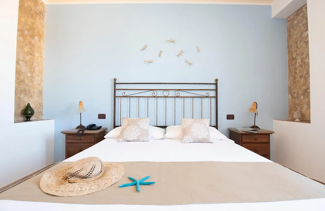 Hotel Altamarea-1