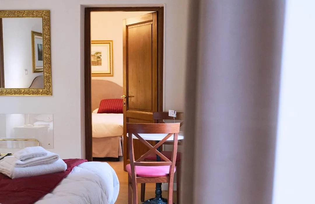 Boncompagni Suite-1