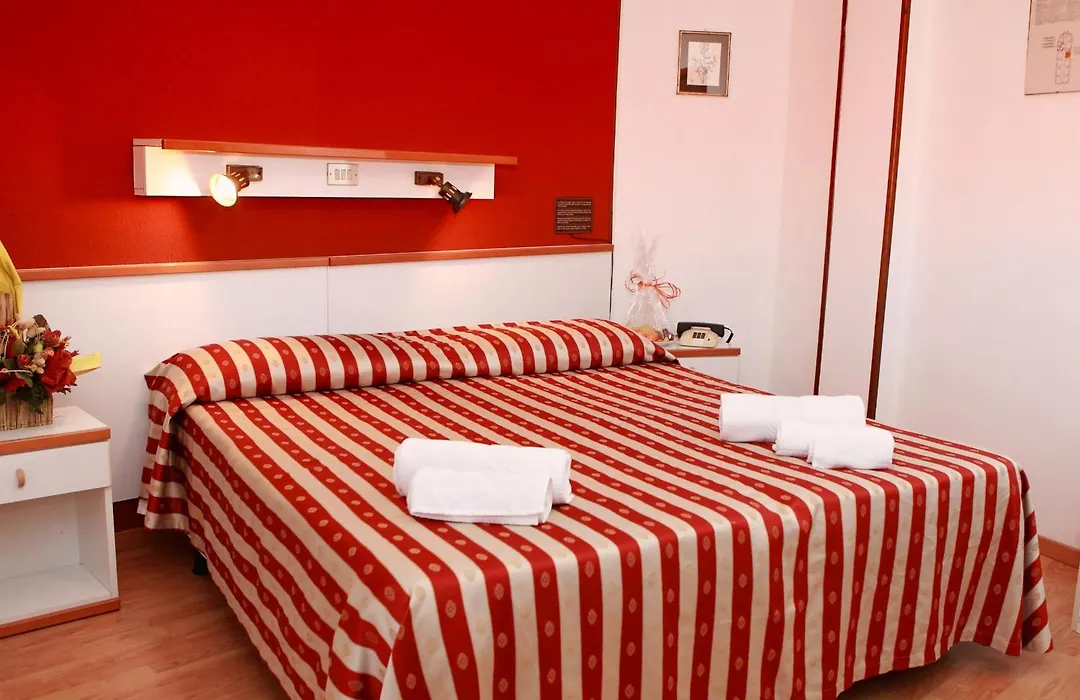 Hotel American-1
