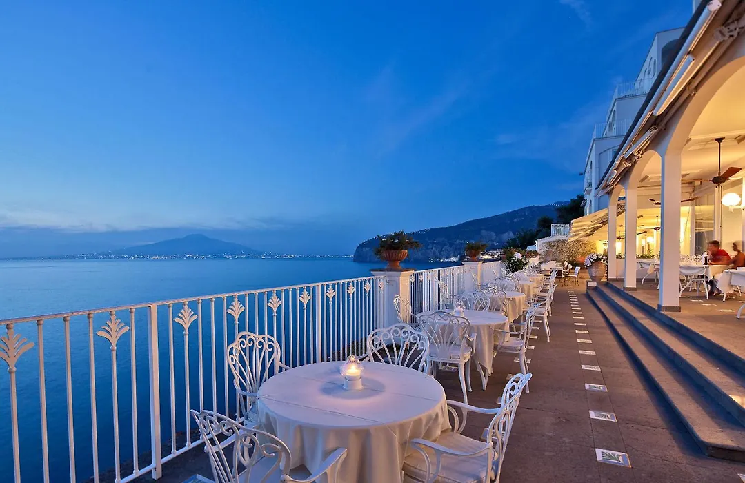 Grand Hotel Riviera-1