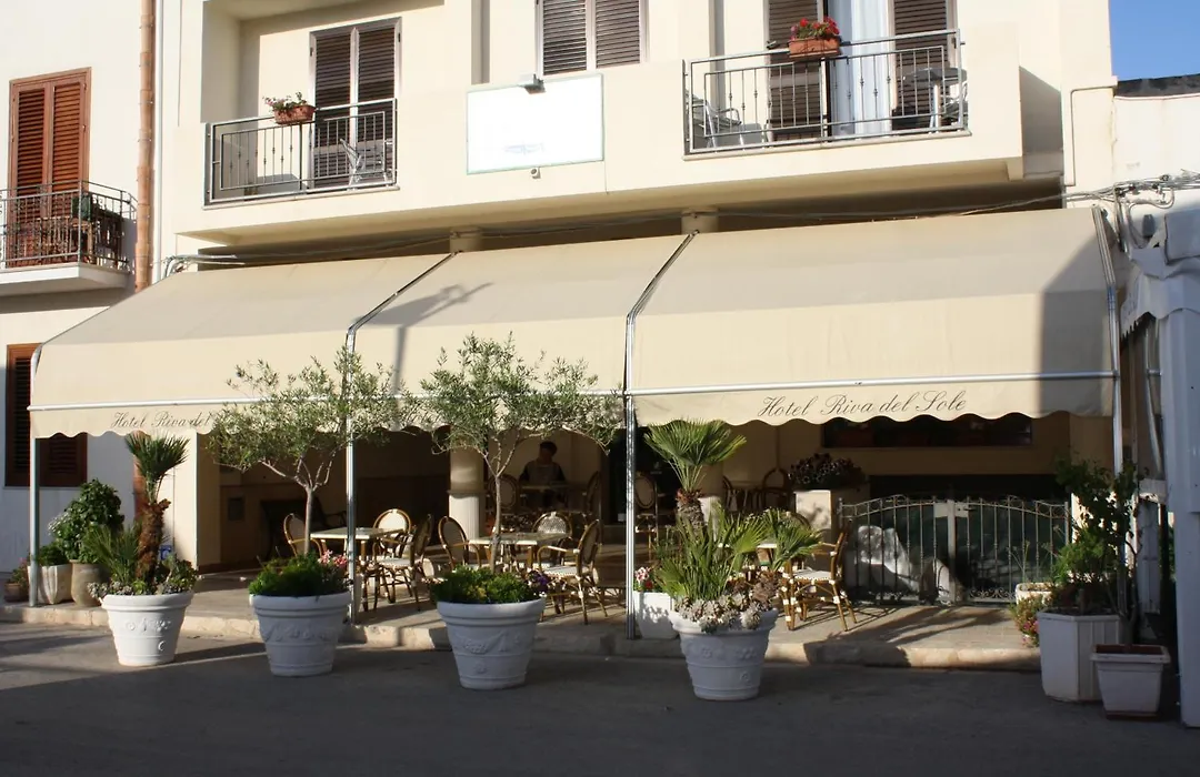 Hotel Riva Del Sole-1