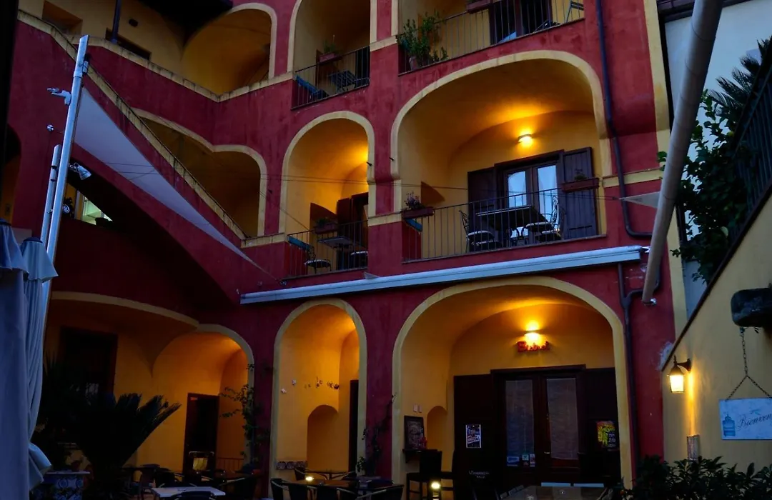 Manouche Bistrot B&B-1