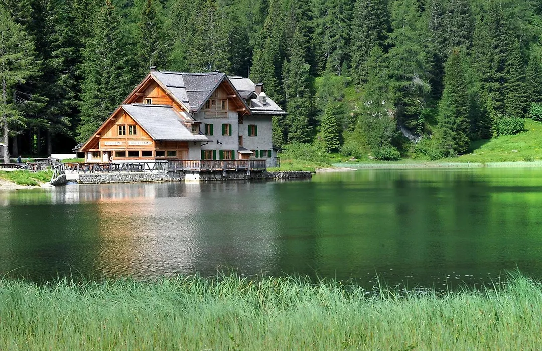 Rifugio Lago Nambino-1