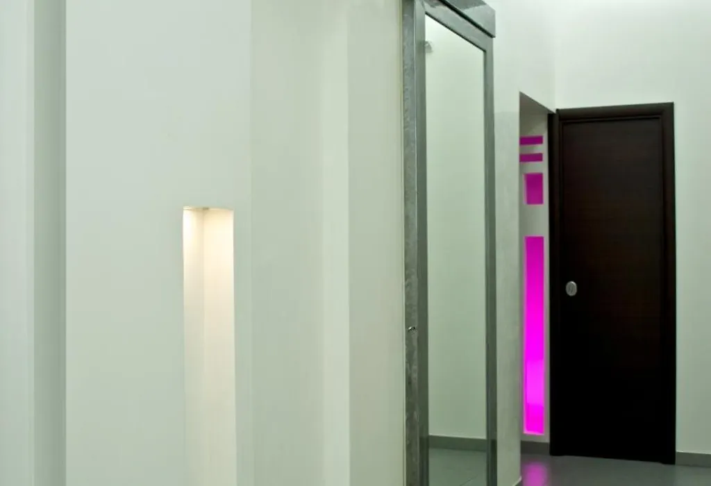 Roma Naif Rooms-1