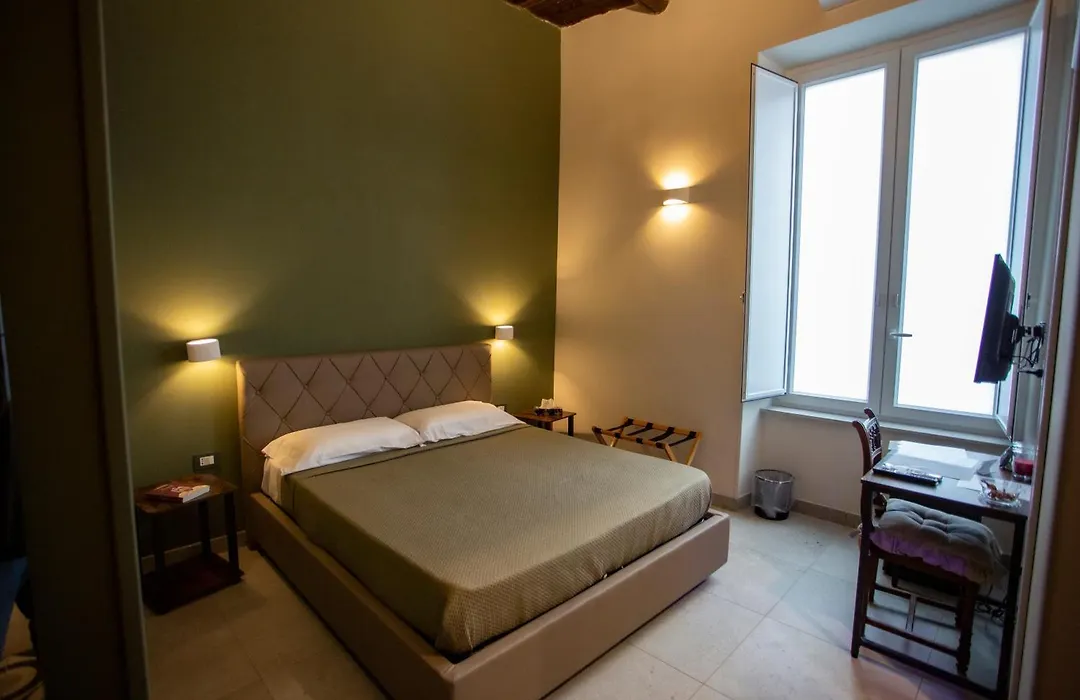 Xenia Neapolis-1