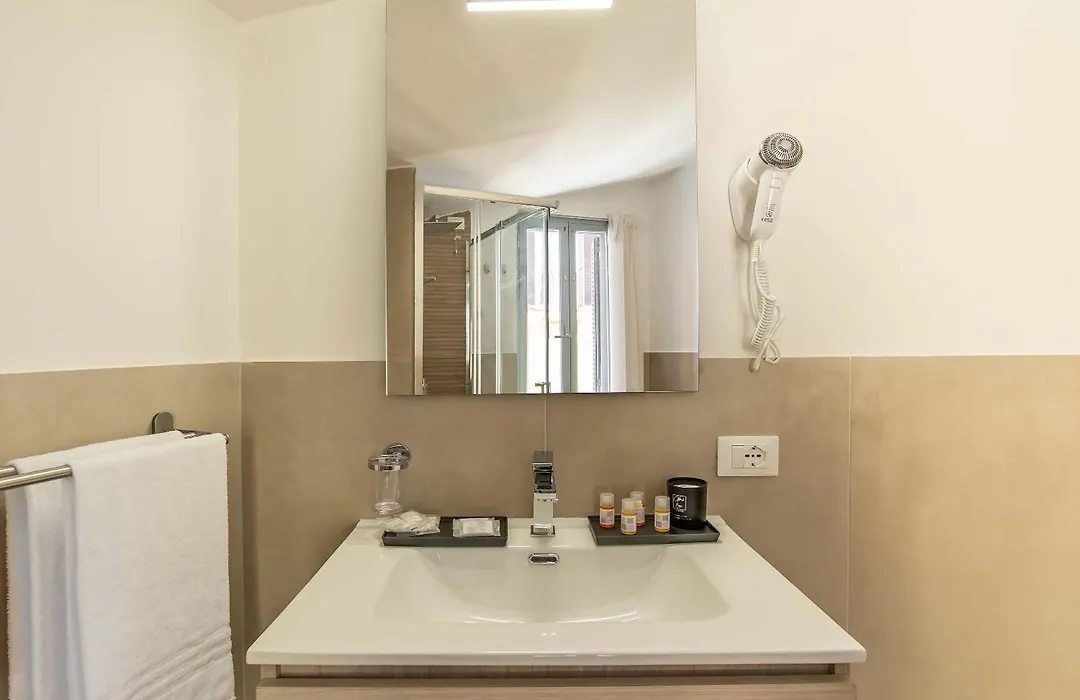 Essence Guesthouse-1